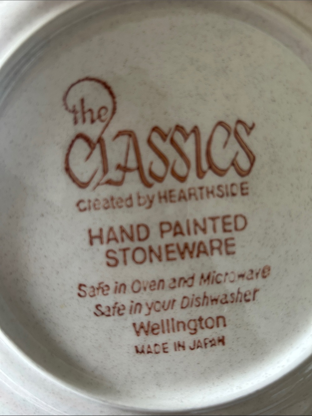 Hearthside Classics Wellington Hand painted Stoneware Dinnerware set of 9 pcs - Picture 5 of 5